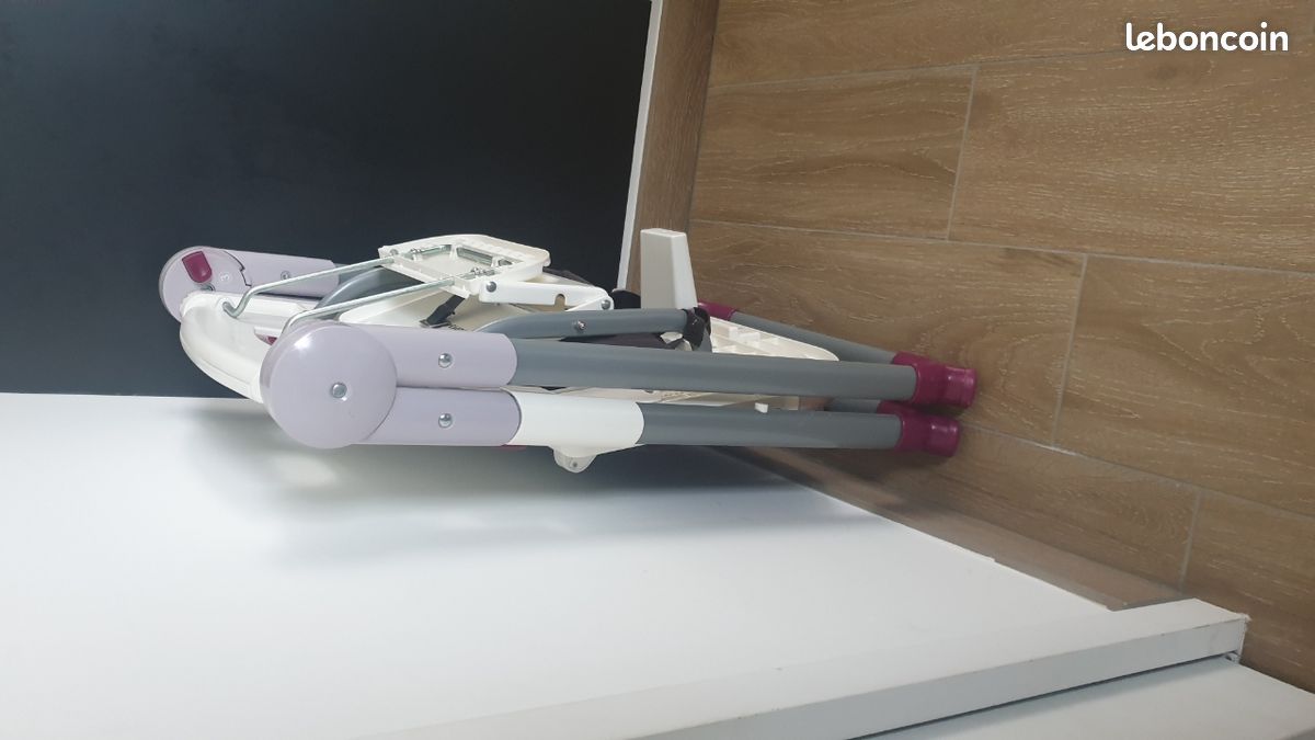 Chaise haute (image 6)