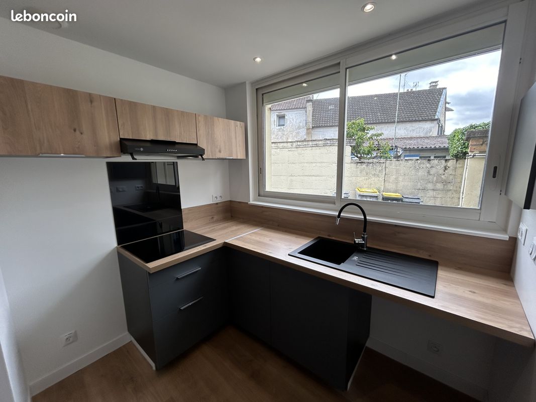 Appartement 1 pièce 25 m² · à Lamorlaye · 25 m² · 650 €/mois