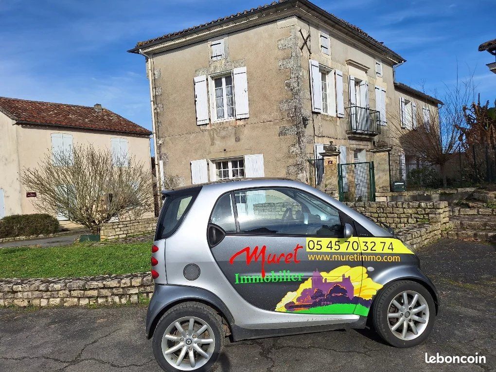 Maison 5 pièces 121 m² · à Agris · 121 m² · 110 000 €
