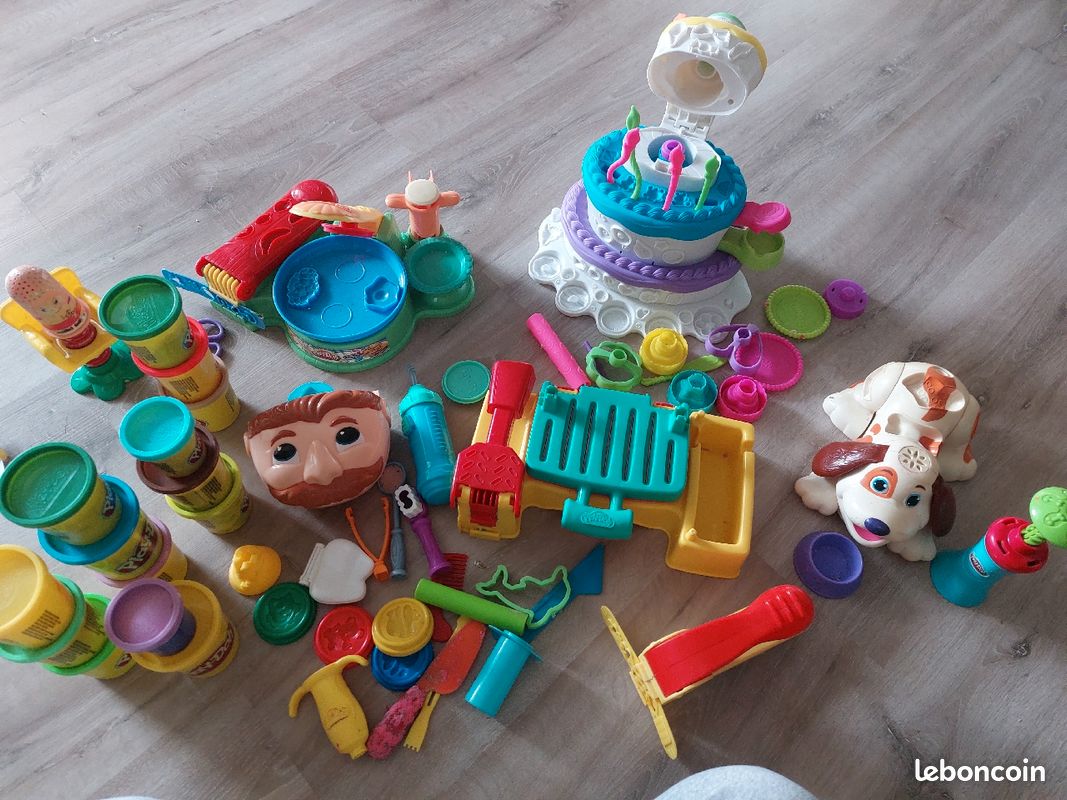 Jeux pâte à modeler en lot (image 1)
