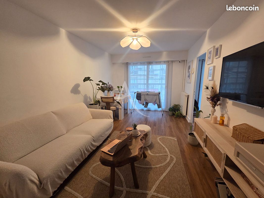 Appartement 2 pièces 45 m² · à Paris · 45 m² · 132 150 €