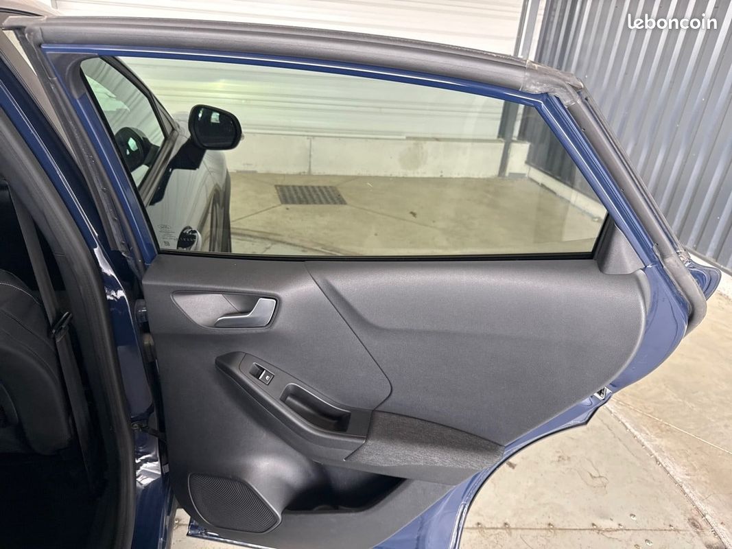 FORD Puma 1.5 EcoBlue 120 ch S&S BVM6 Titanium (image 20)