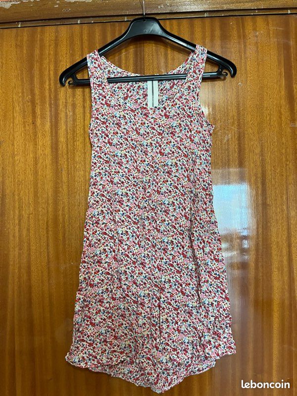 Robe avec petites fleurs roses façon liberty Vêtements