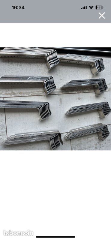 Pattes en acier galvanisé (image 1)