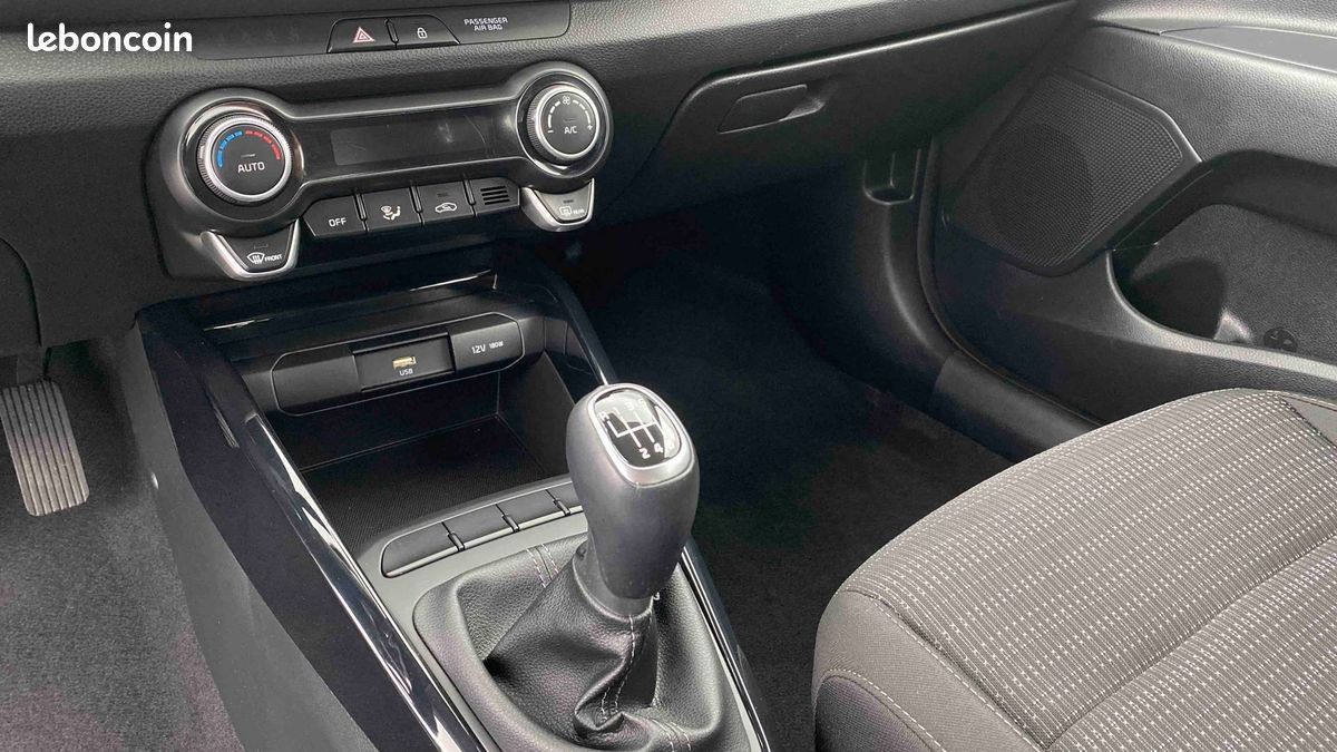 KIA Stonic 1.0 T-GDi 100 ch BVM6 Active (image 16)