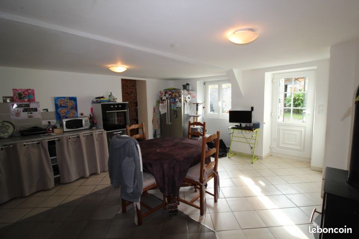 Maison 8 pièces 75 m² - Dangé-Saint-Romain 86220 (image principale 4)