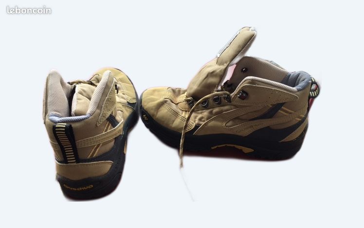 Chaussures de randonnée (image 1)