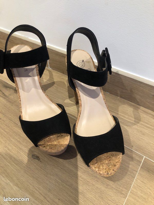 Chaussures (image 2)