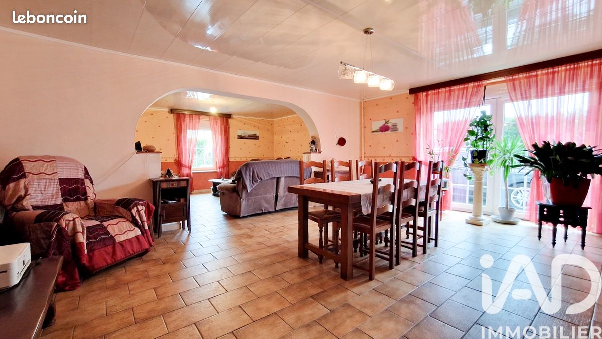 Maison 5 pièces 180 m² · à Xonville · 180 m² · 150 000 €