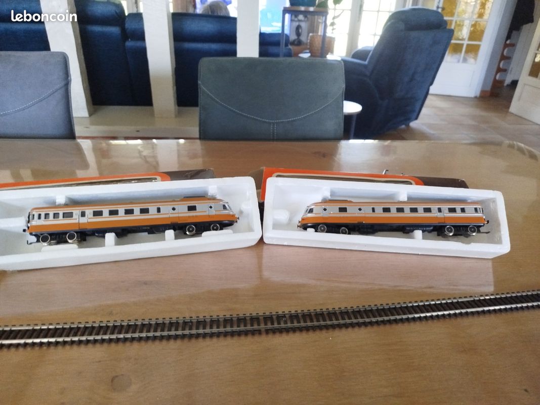 ZH047 LIMA Locomotive Ho 1005 Fausse motrice 1 RGP pas d
