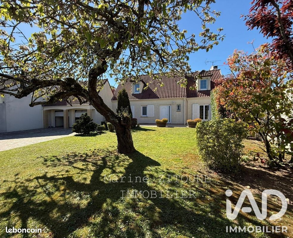 Maison 6 pièces 182 m² · à La Ville-du-Bois · 182 m² · 549 900 €