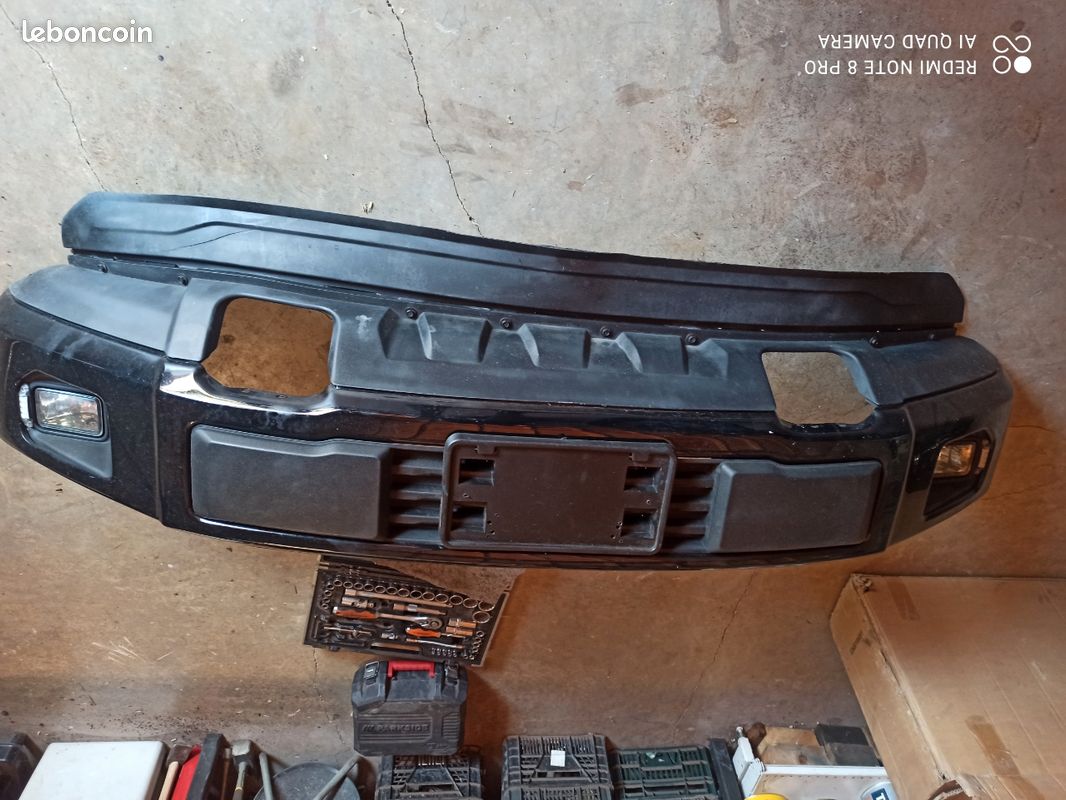 Pare choc avant Ford f 150 (image 2)