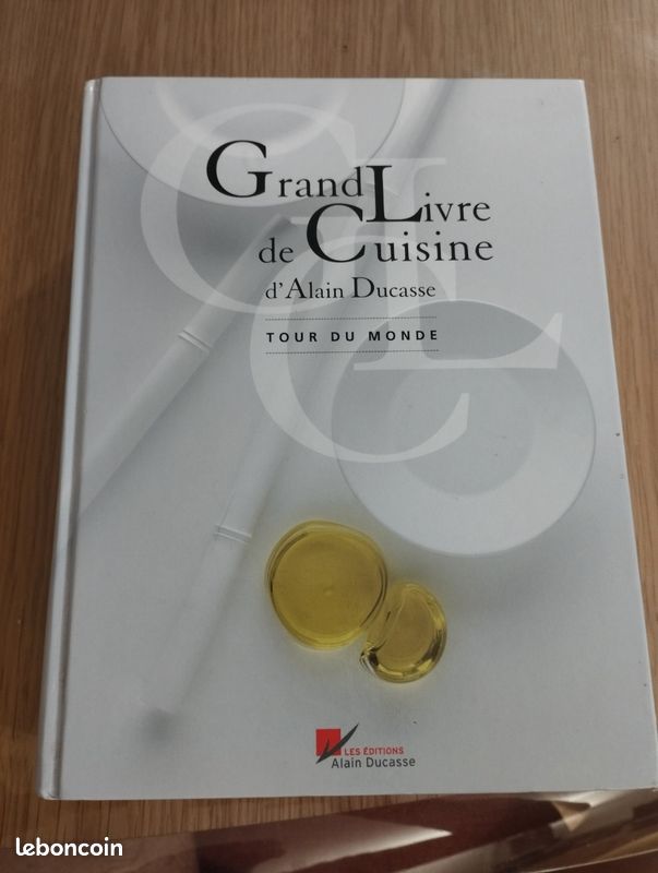 Grand livre de cuisine d'Alain Ducasse Tour du monde (image 1)