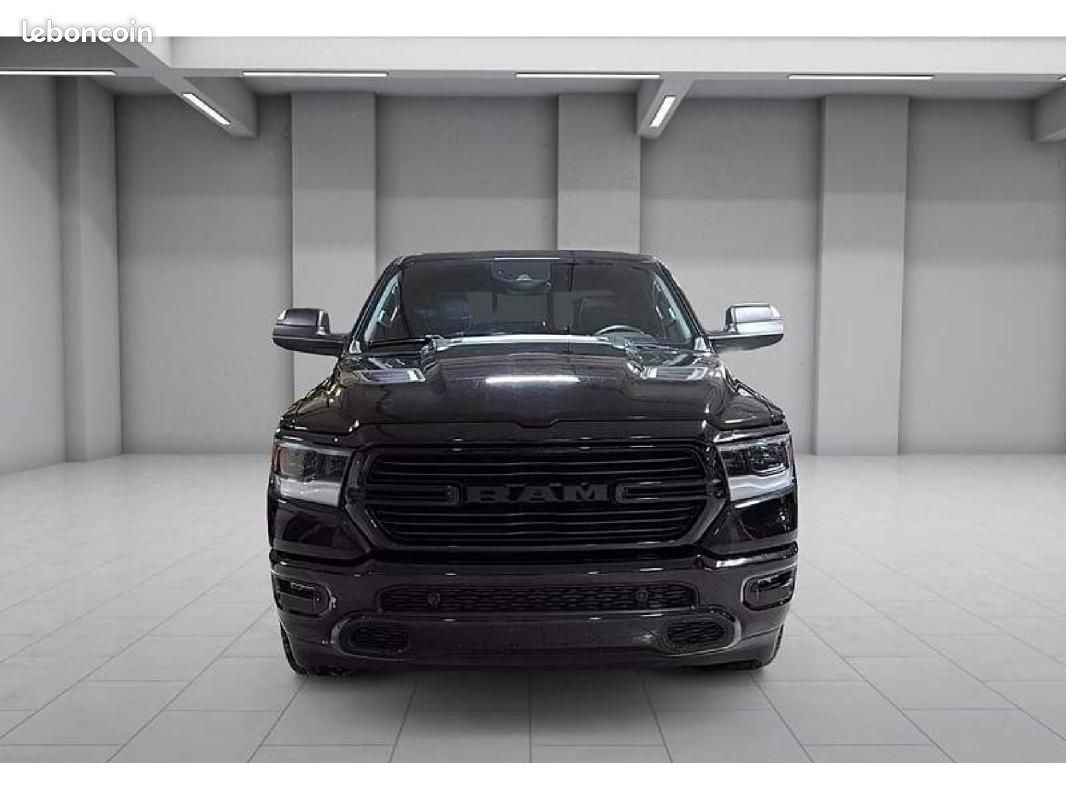 Dodge Ram LARAMIE NIGHT EDITION 77.800 TTC 5.7L V8 2024 (image 2)