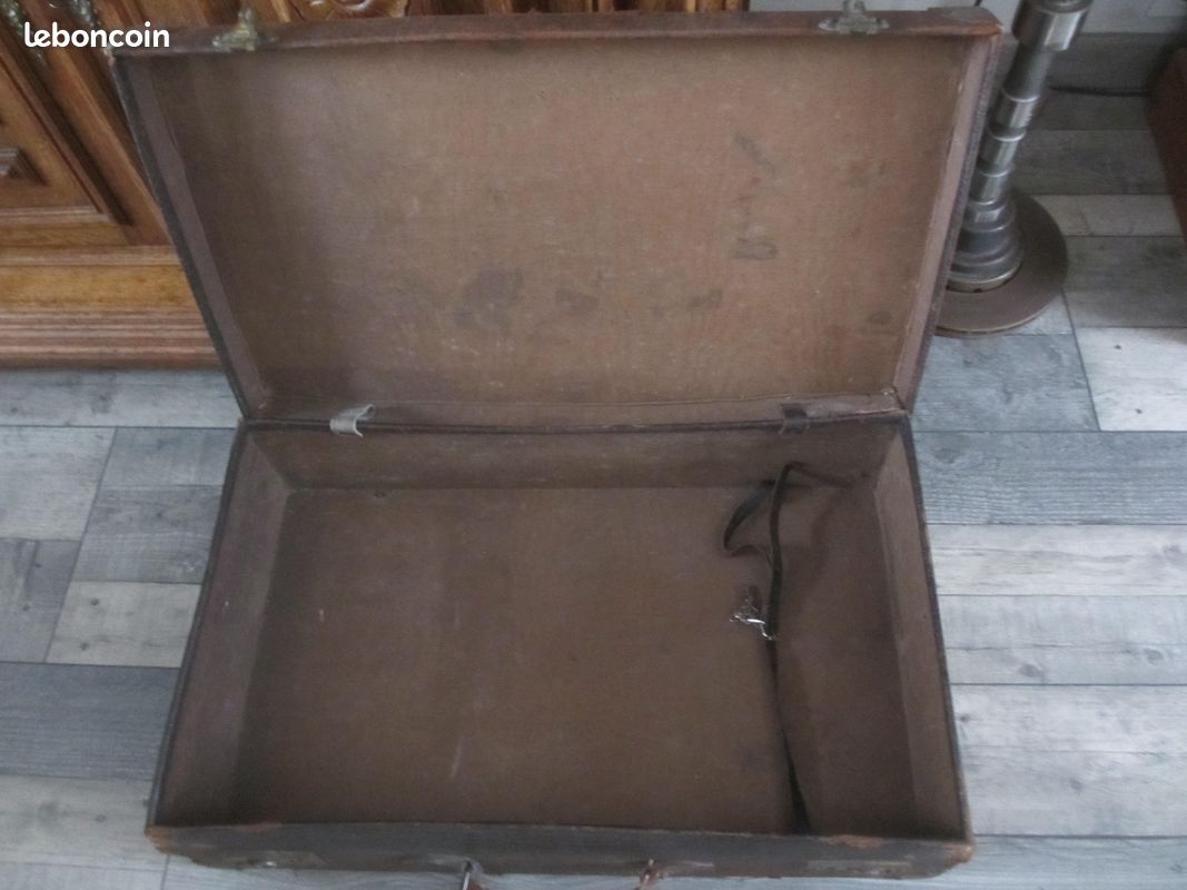 Ancienne valise en cuir effet crocodile (image 12)