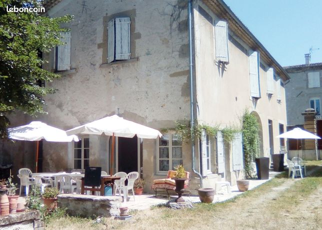 Grande maison meublée de 300 m2