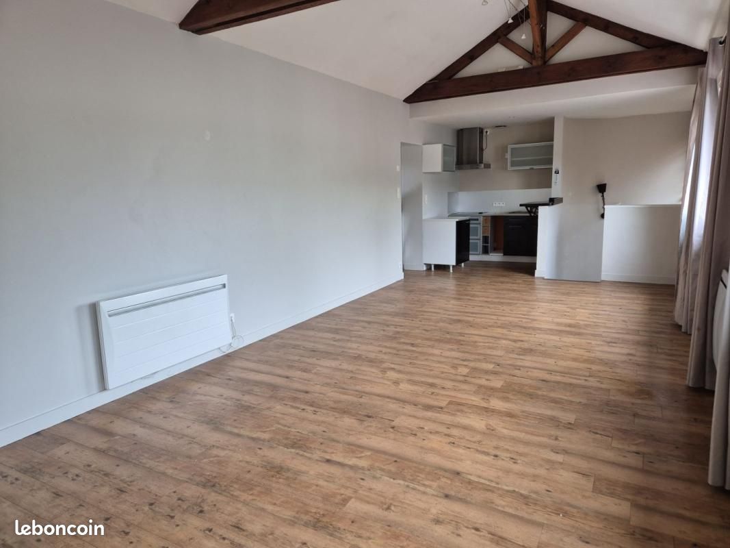 Local commercial 132 m² · à Cholet · 132 m² · 220 500 €