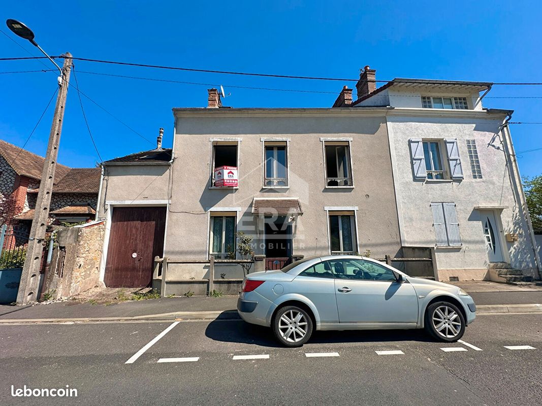 Maison 6 pièces 140 m² · à Saint-Pierre-lès-Nemours · 140 m² · 180 000 €