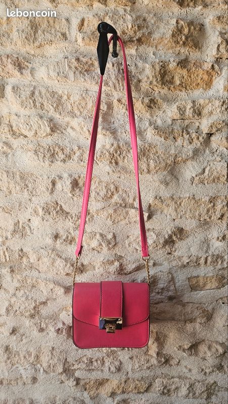 Petit sac bandoulière rose fuchsia - État neuf (image 2)