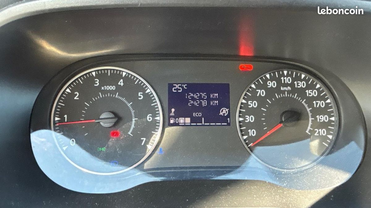 Dacia Duster ECO-GPL/ESS 100 4x2 Essentiel - 5P (image 17)