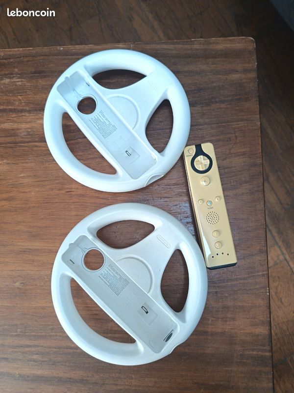 Lot De 4 Volants Pour Wii (non Officiels) - Bleus, D'occasion