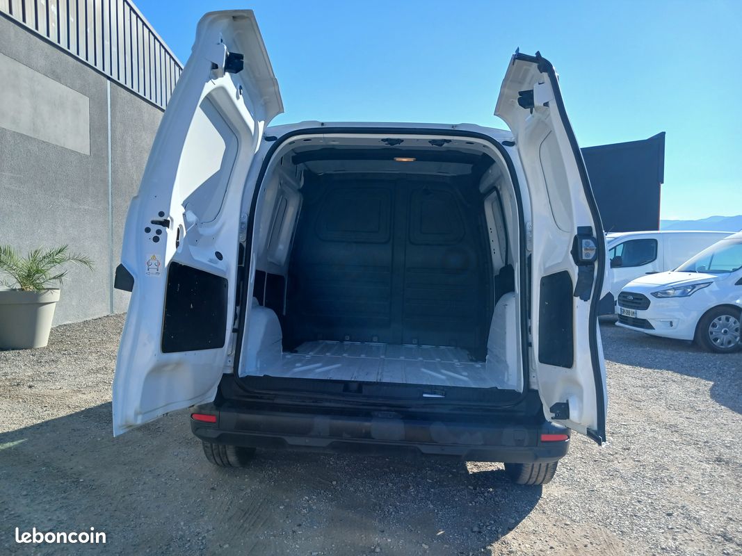 15700 e ht renault kangoo van dci 95 cv edc bva edc7 (image 2)