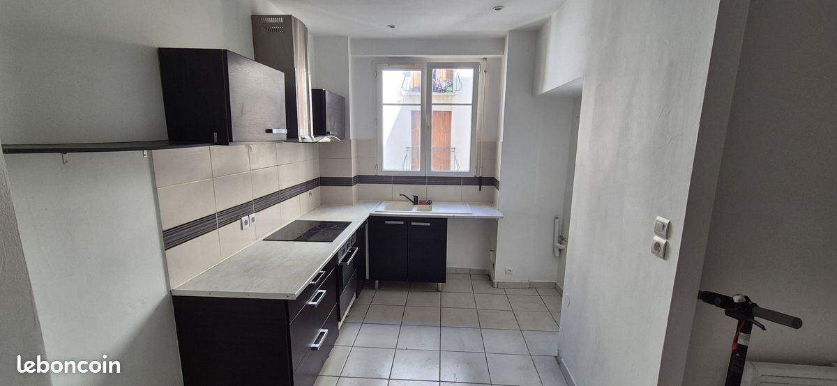 Appartement 2 pièces 35 m² · à Toulon · 35 m² · 490 €/mois