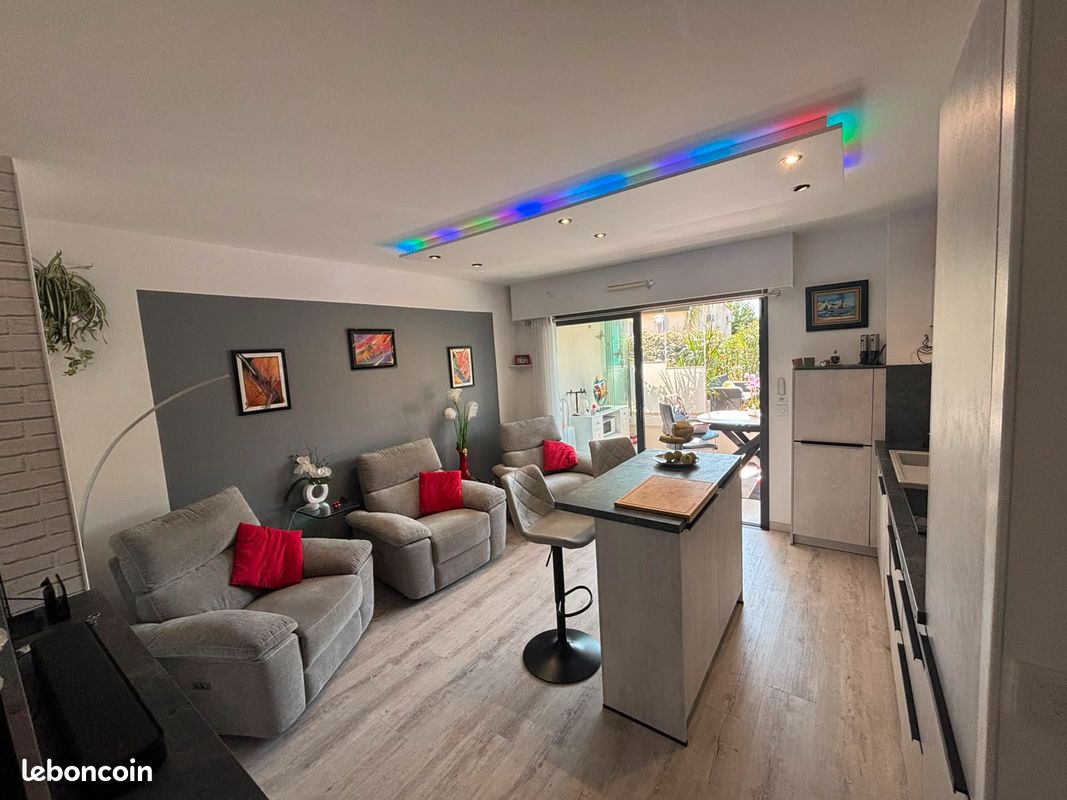 Appartement 2 pièces 55 m² · à Fréjus · 55 m² · 415 000 €