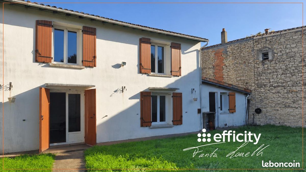 Maison 5 pièces 117 m² · à Saint-Hilaire-la-Palud · 117 m² · 116 000 €