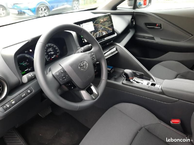 Toyota C-HR 1.8 Hybride 140ch Design MY25 (image 21)