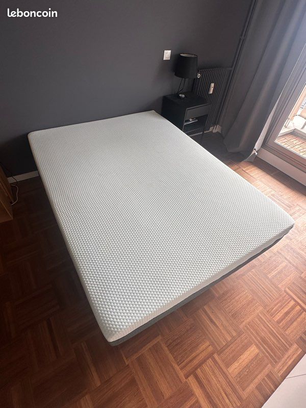 Matelas Emma 140x190 + sommier à lattes avec pieds (image 1)
