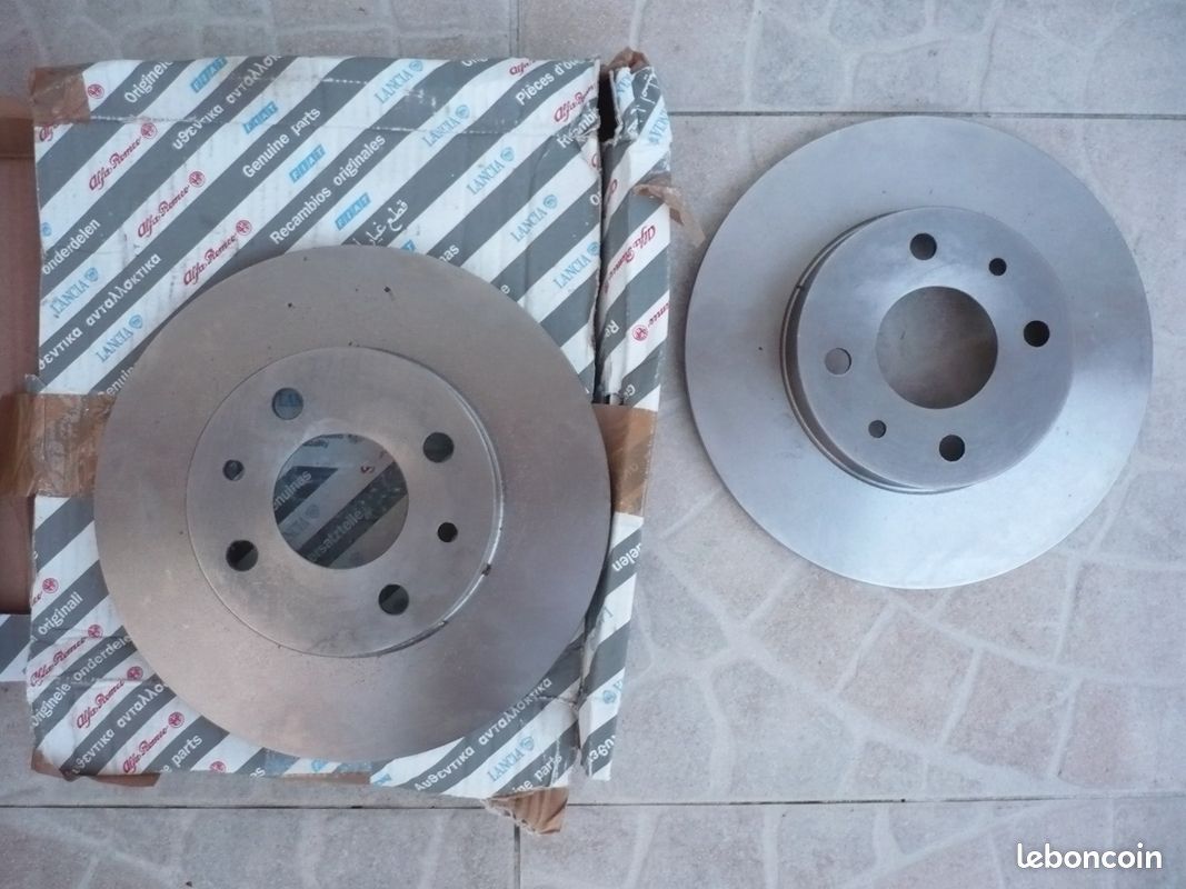 Jeu De 2 Disques De Frein ATE Pour Alfa Romeo Mito - Modèles 1.3 à 1.6