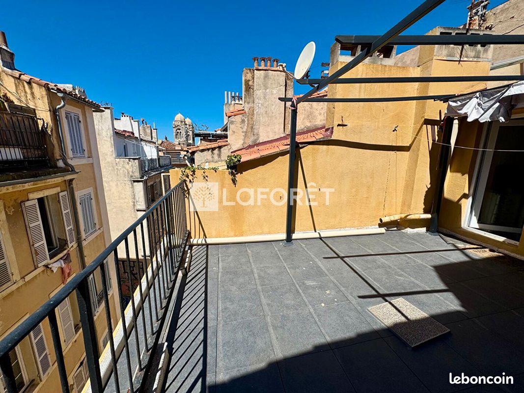Immeuble 9 pièces 167 m² · à Marseille · 167 m² · 560 000 €