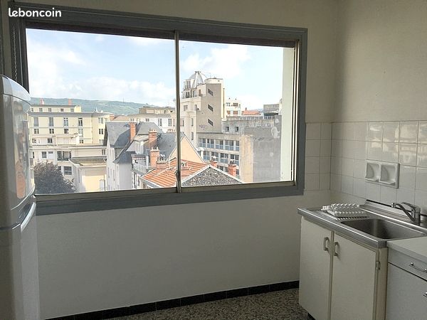 Appartement 1 pièce 30 m² · à Clermont-Ferrand · 30 m² · 500 €
