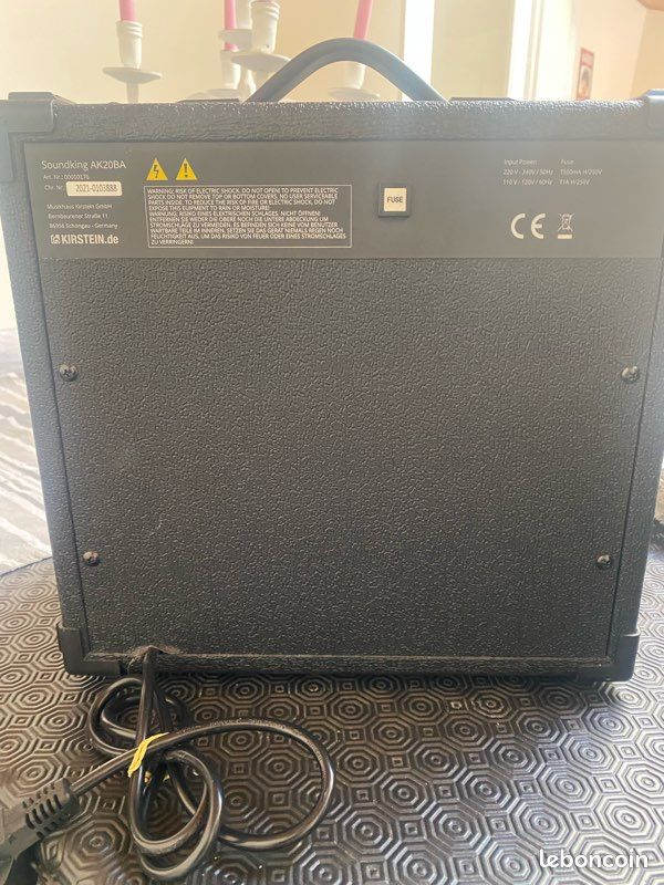 Amplificateur pour basse électrique Ampeg Rocket Bass RB210 Combo (2x10