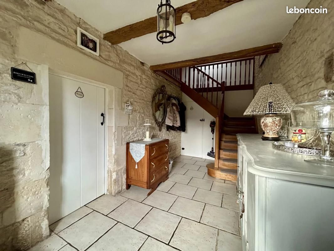 Maison 191 m² Caunay - Caunay 79190 (image principale 5)