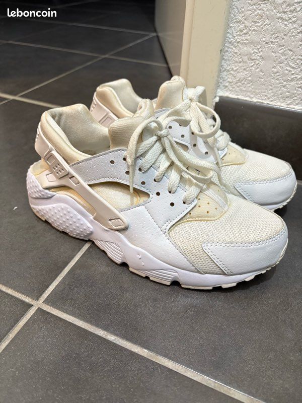 Sale Nike Nike Huarache Bleu Femme Jordan Huarache Beige