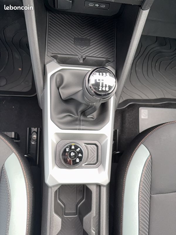 DACIA Bigster Mild Hybrid 130 4x4 Extreme (image 14)