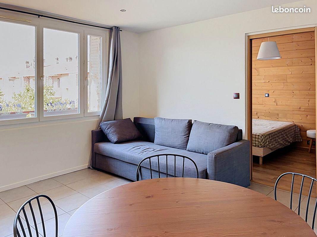 Appartement 2 pièces 42 m² · à Aix-en-Provence · 42 m² · 1 050 €