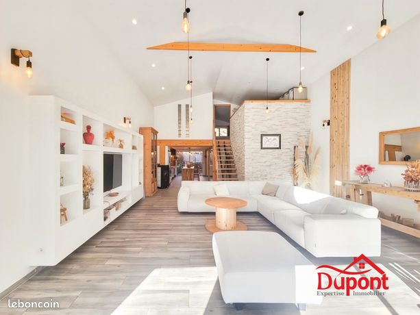 Propriété 8 pièces 166 m²