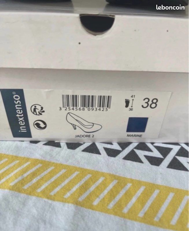Paire de talons taille 38 (image 3)