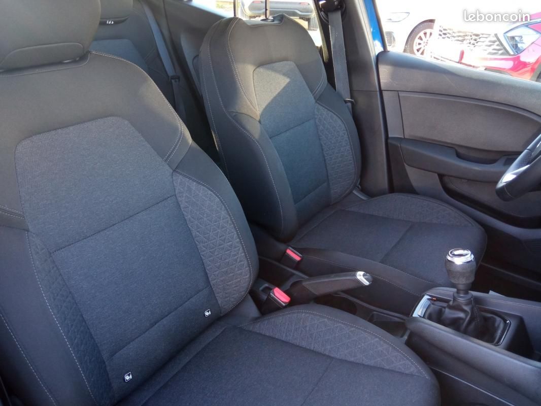 Renault Clio V TCe 90 Equilibre (image 9)
