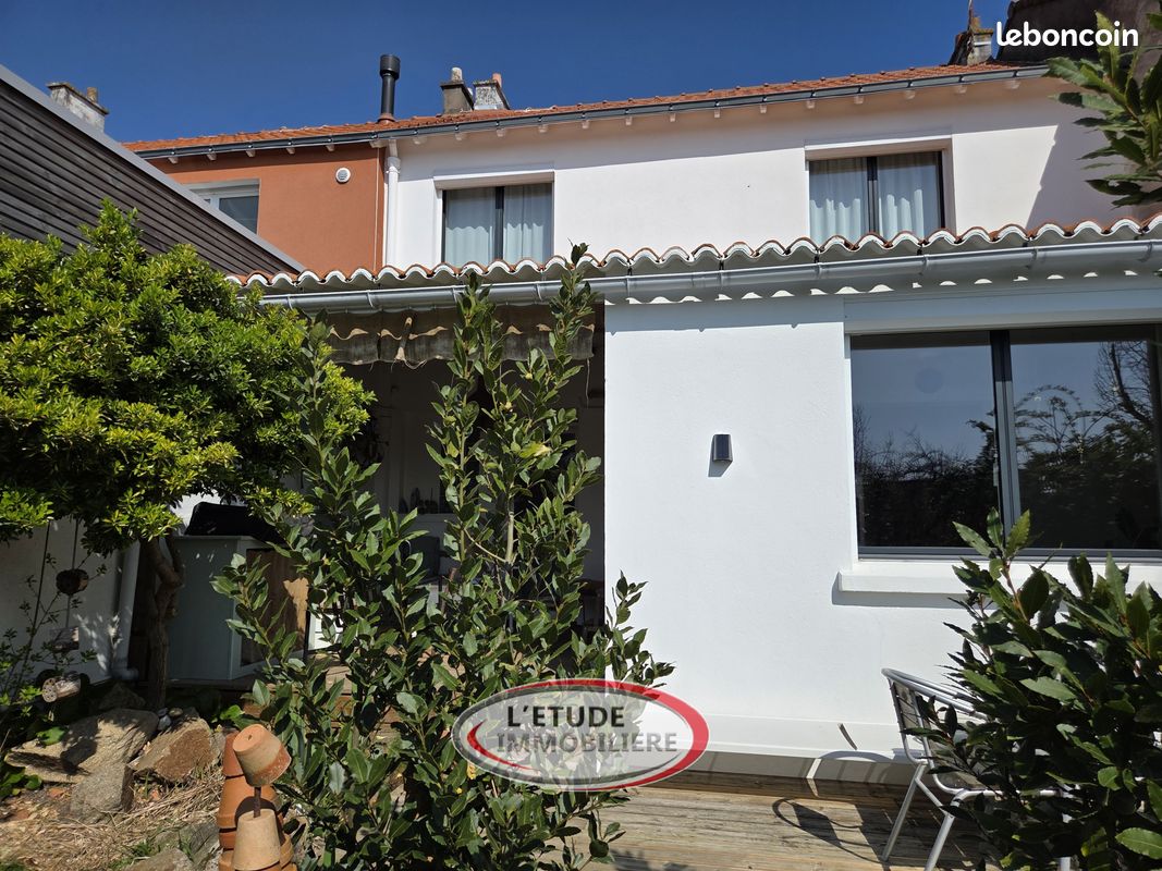 Maison 6 pièces 101 m² · à Rezé · 101 m² · 379 250 €