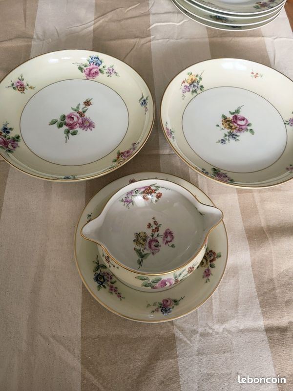 Ensemble en porcelaine de Limoges Théodore Haviland décor floral - Vintage (image 1)
