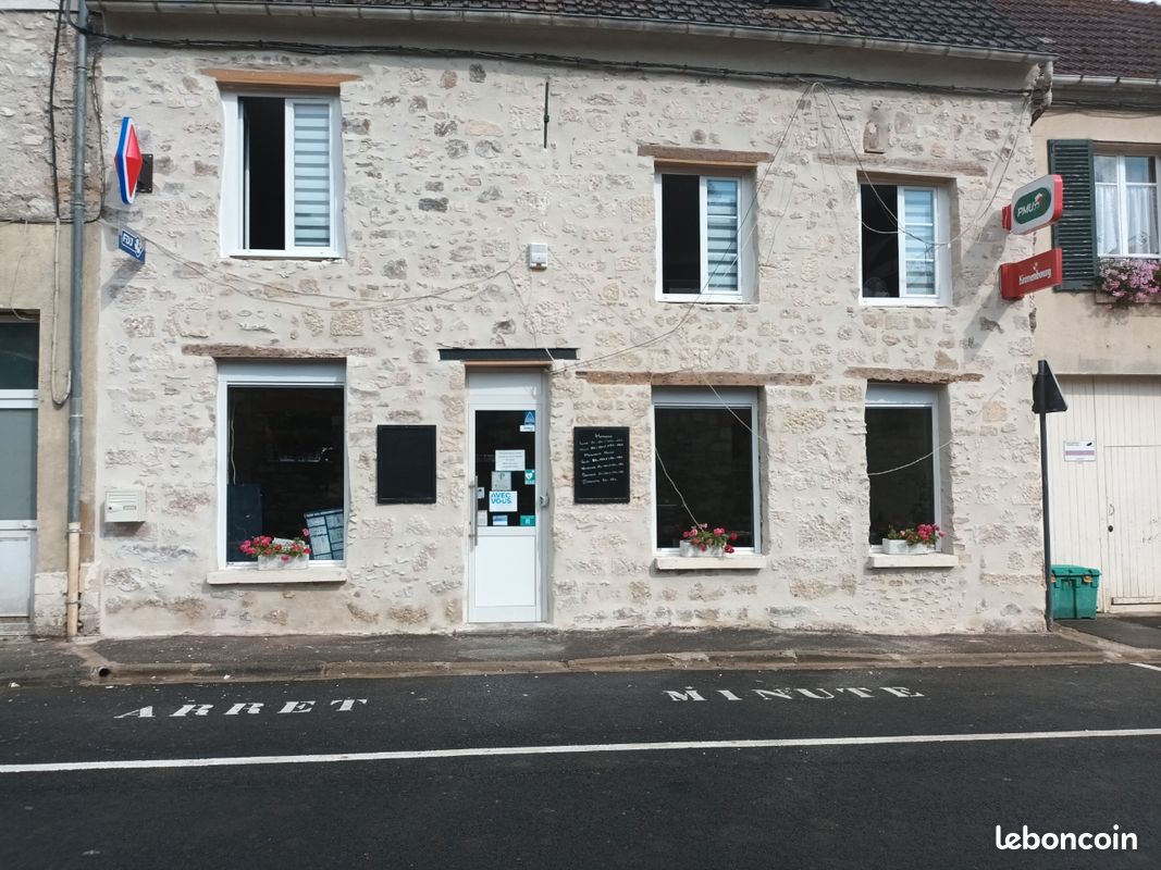 Maison 5 pièces 178 m² · à Oulchy-le-Château · 178 m² · 120 000 €