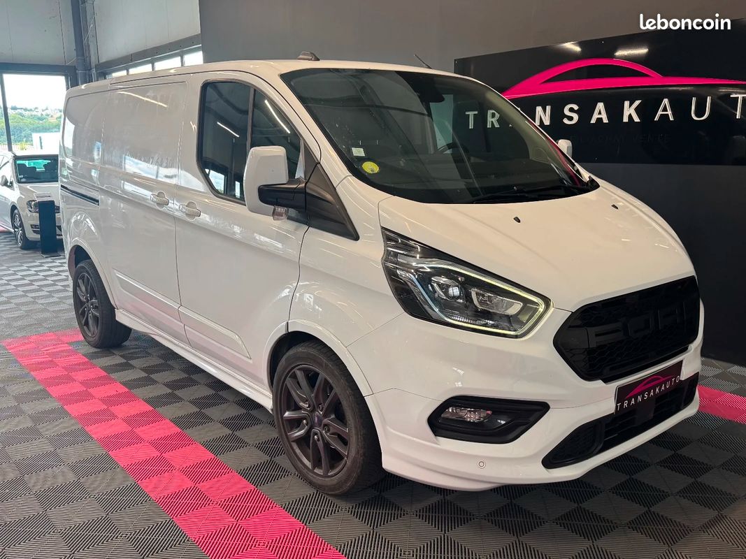 FORD TRANSIT CUSTOM FOURGON L1H1 2.0 ECOBLUE 185ch BVA SPORT | KIT DISTRIB OK / Vidange BVA OK & Révision OK (image 9)