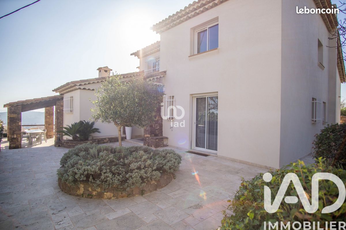 Maison 10 pièces 315 m² · à Draguignan · 315 m² · 930 000 €