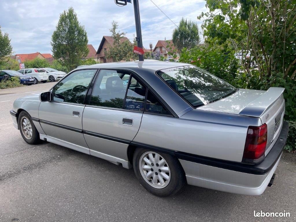 OPEL Omega 3.0 24V 204cv (image 7)