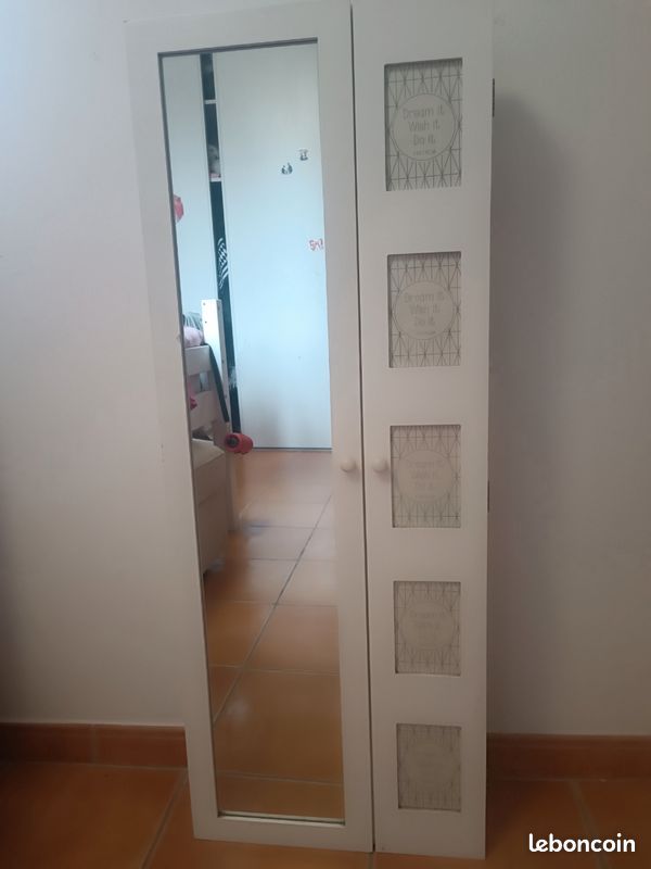 Meuble a bijoux (image 1)