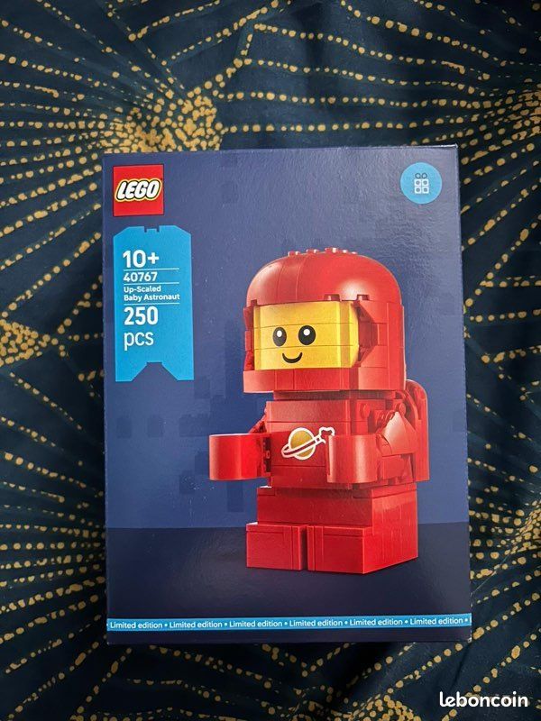Lego bébé astronaute rouge gwp 40767 (image 1)